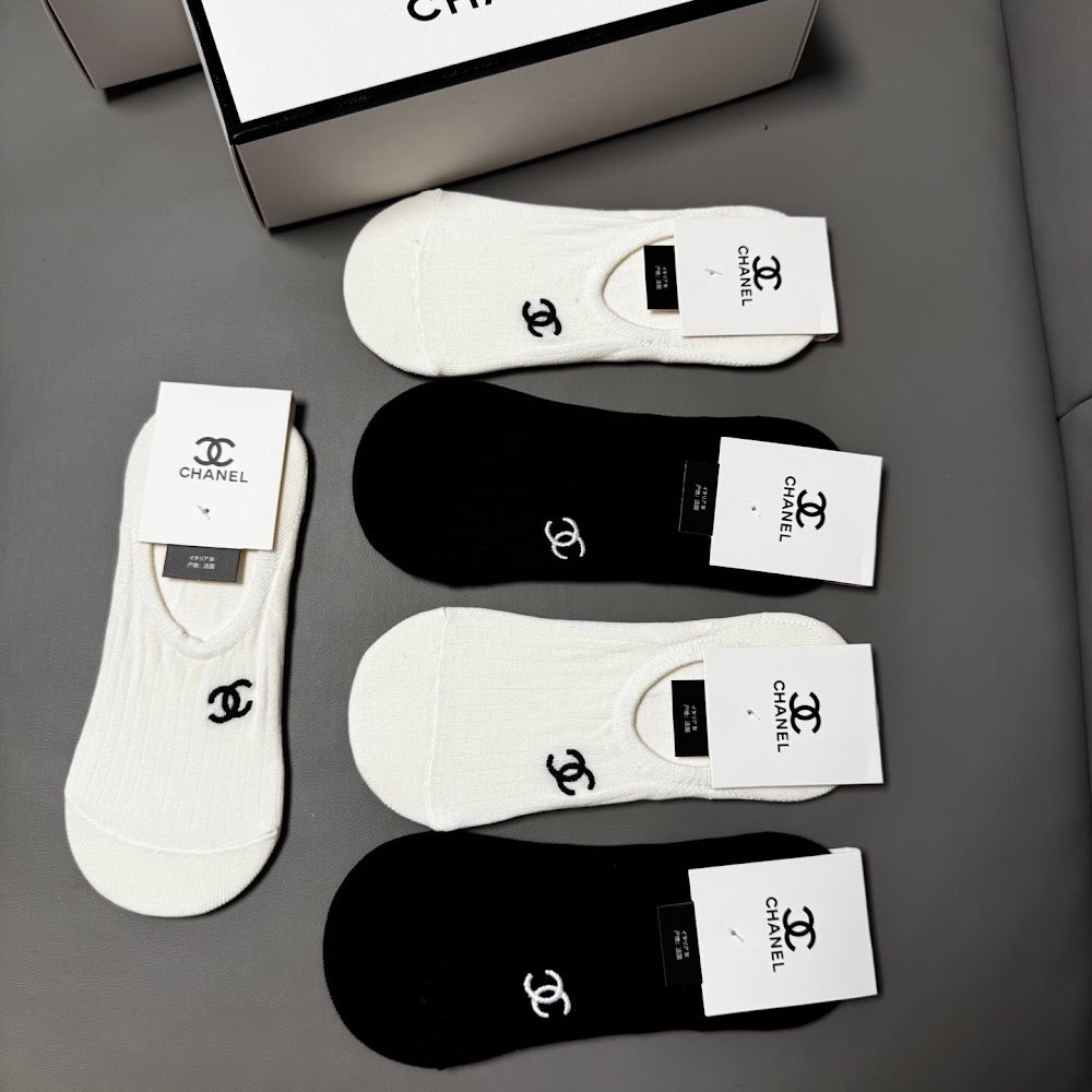 Dragons Bags Premium Luxury Socks --98463