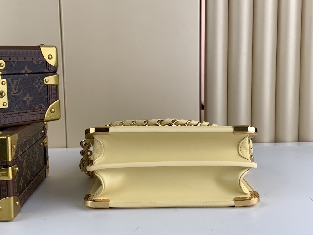 Dragons Bags ln Luxury Bag --68149