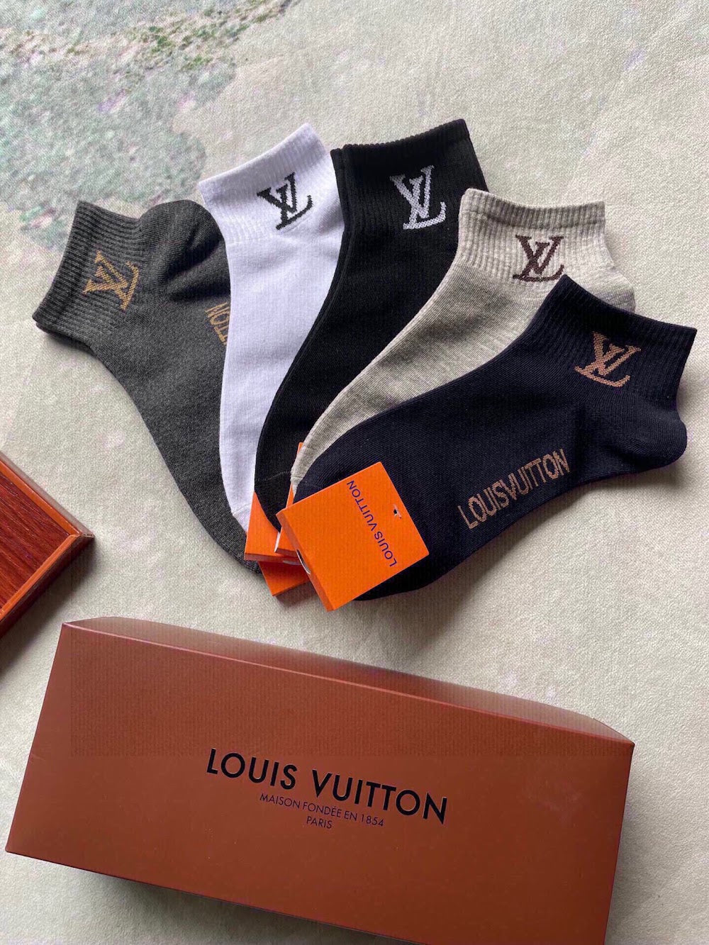 Dragons Bags Premium Luxury Socks --98078