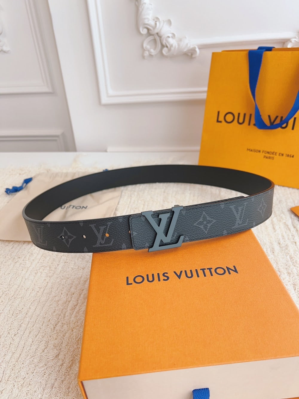 Dragons Bags ln Luxury Belt --107437
