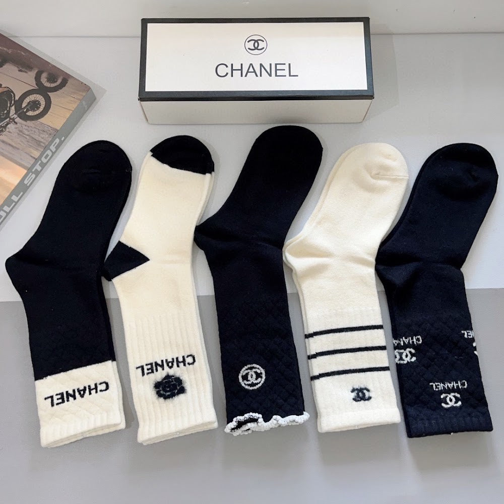Dragons Bags Premium Luxury Socks --97717