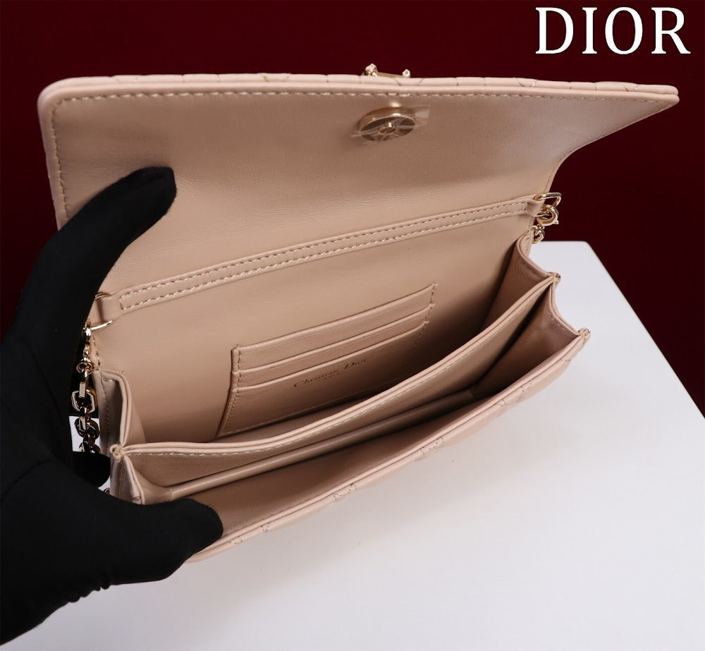 Dragons BagsDiorn Luxury Bag --116225