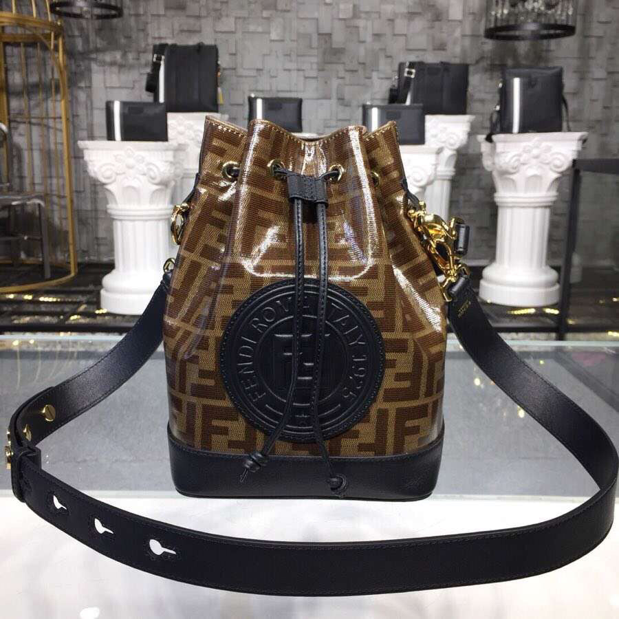 new-luxury-designer-bags-nm15179