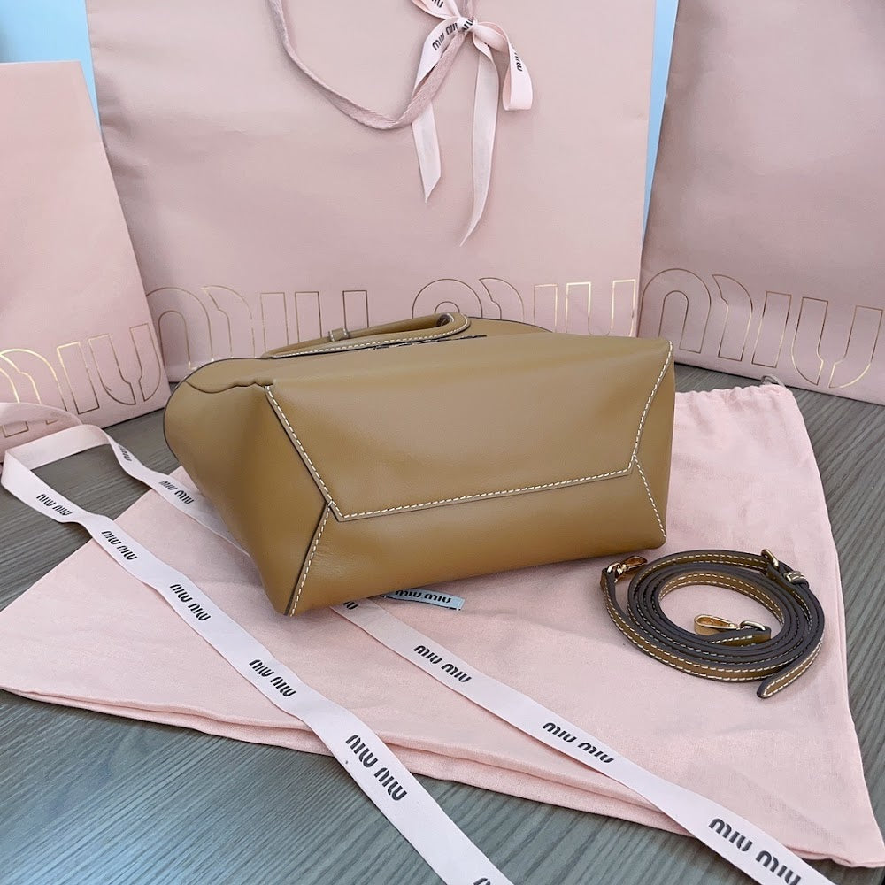 Dragons Bags Miun Miun Luxury Bag --123252