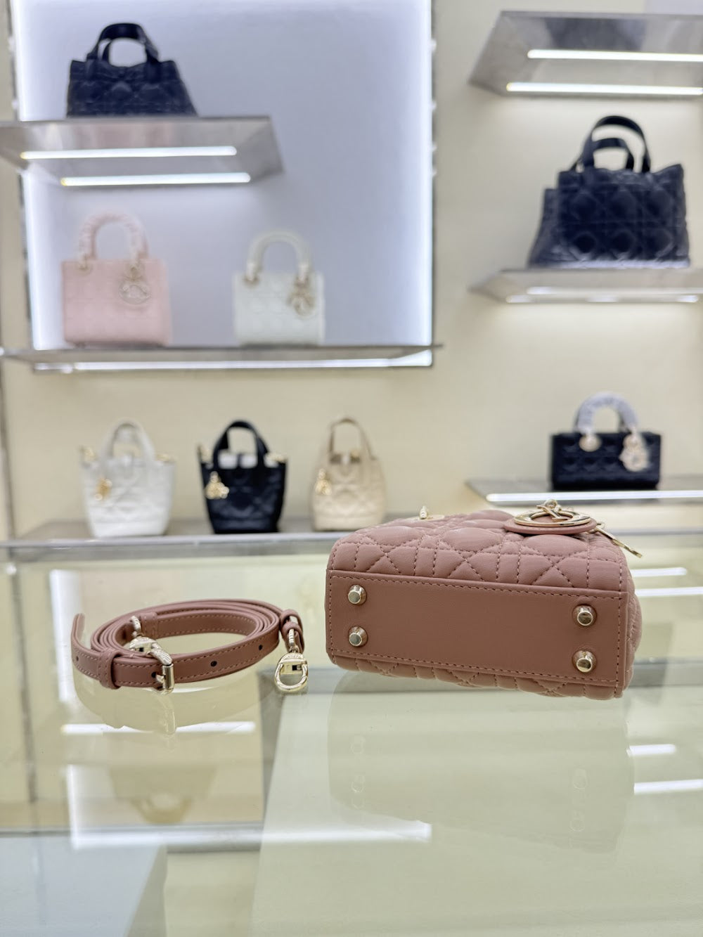 Dragons BagsDiorn Luxury Bag --115426