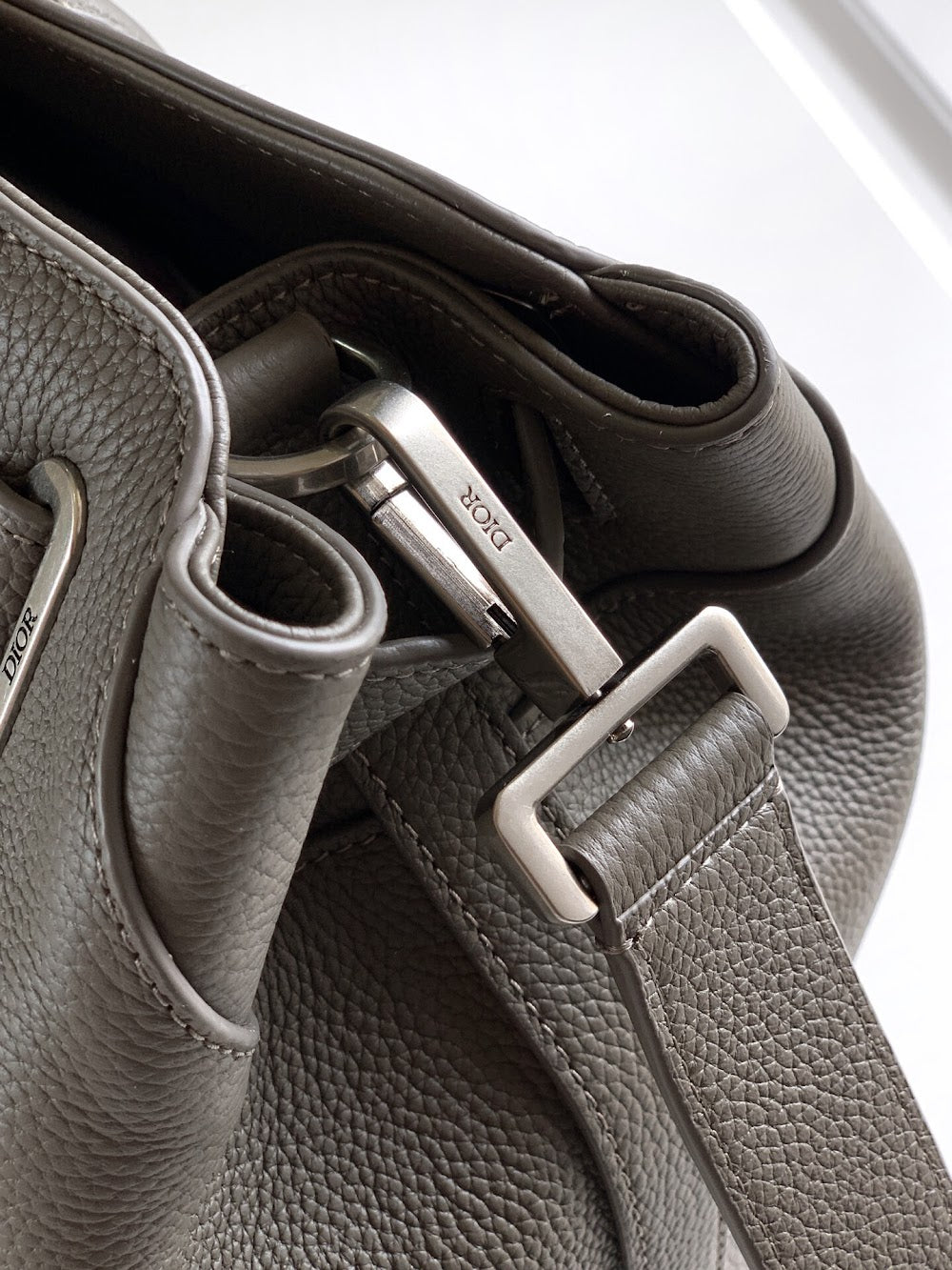 Dragons BagsDiorn Luxury Bag --115997