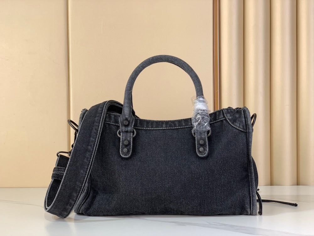 Dragons Bags ln Luxury Bag --95878