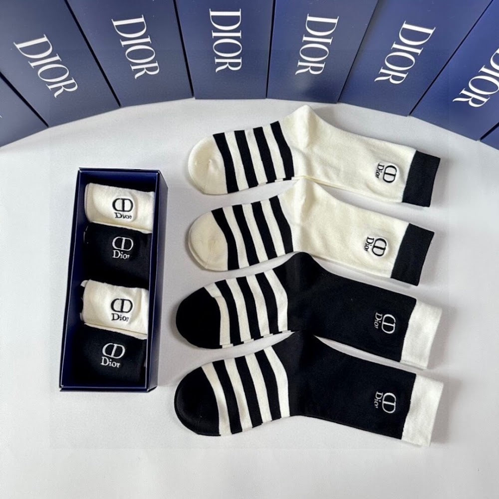 Dragons Bags Premium Luxury Socks --97957