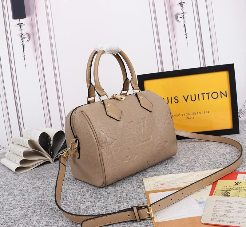 Dragons Bags ln Luxury Bag --78221