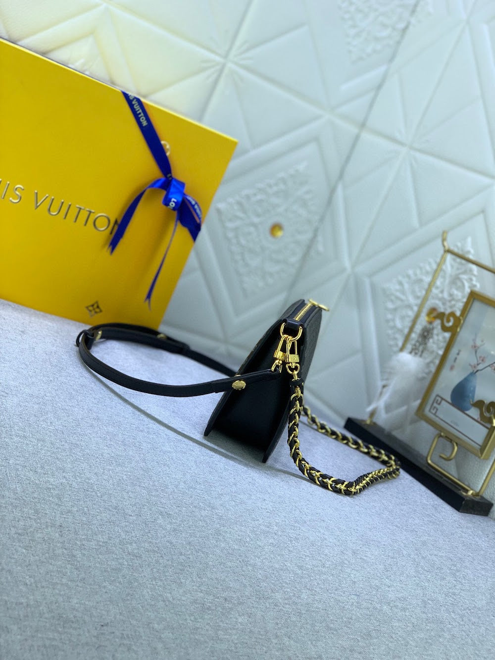 Dragons Bags ln Luxury Bag --81398