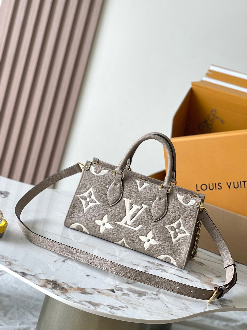 Dragons Bags ln Luxury Bag --97201
