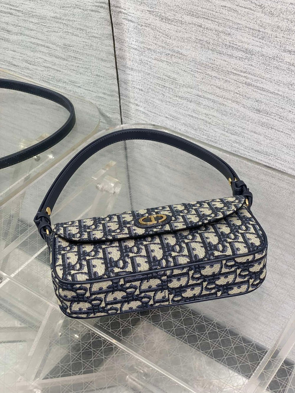Dragons BagsDiorn Luxury Bag --115059
