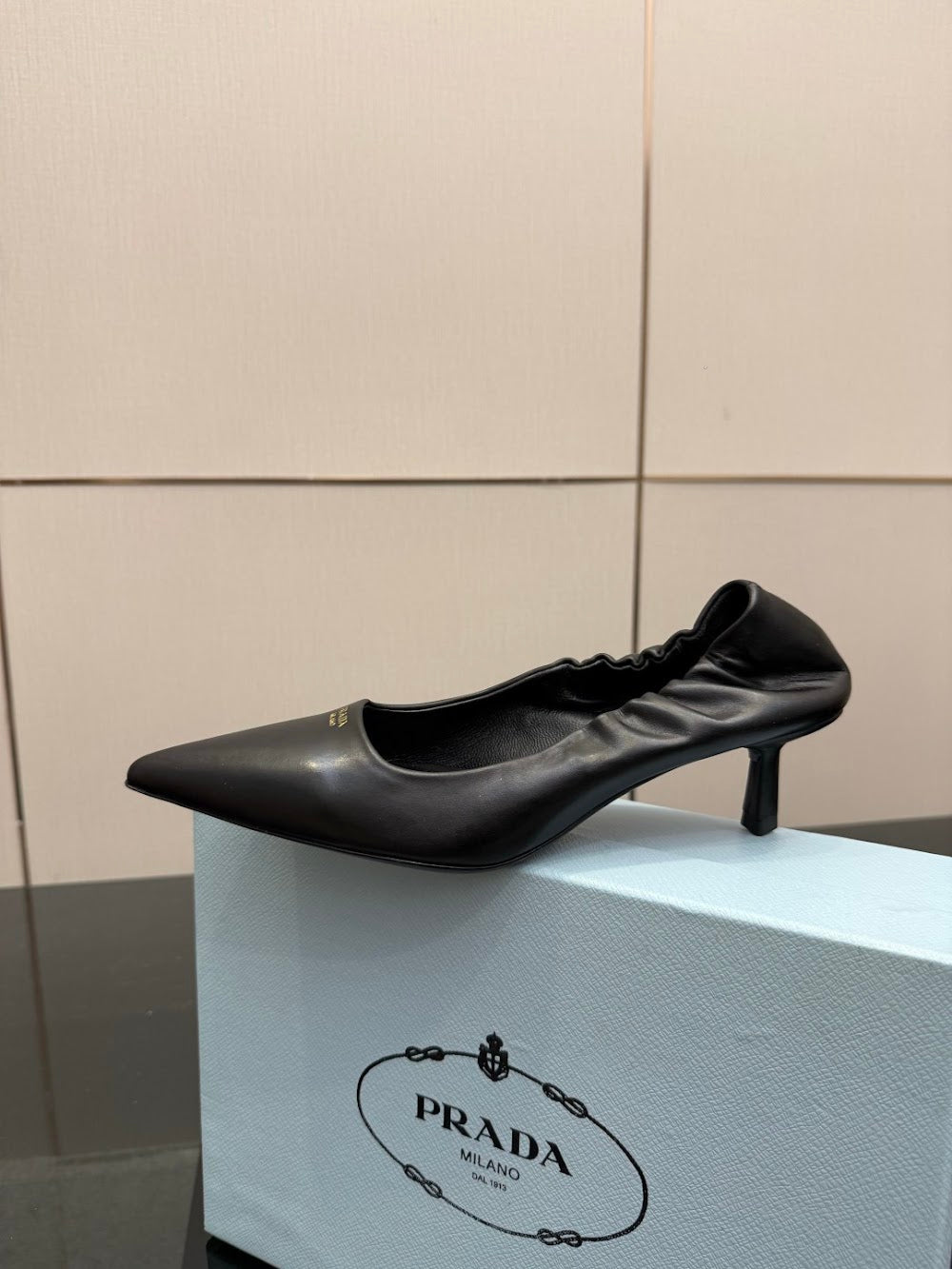 Dragons Bags Prada Luxury Heels --52709