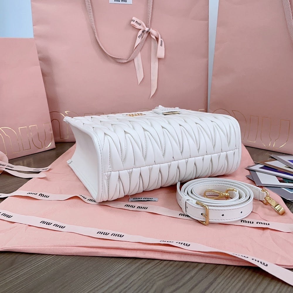 Dragons Bags Miun Miun Luxury Bag --122358