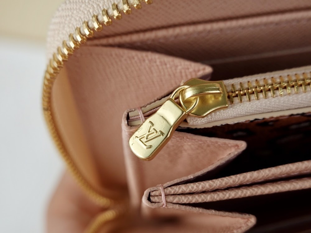 Dragons Bags ln Luxury Bag --60325
