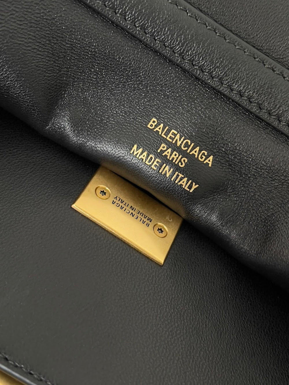 Dragons Bags Balenciaga Luxury Bag --111625
