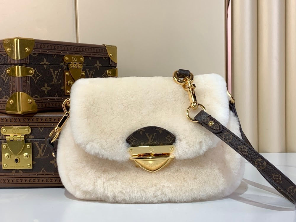 Dragons Bags ln Luxury Bag --58843