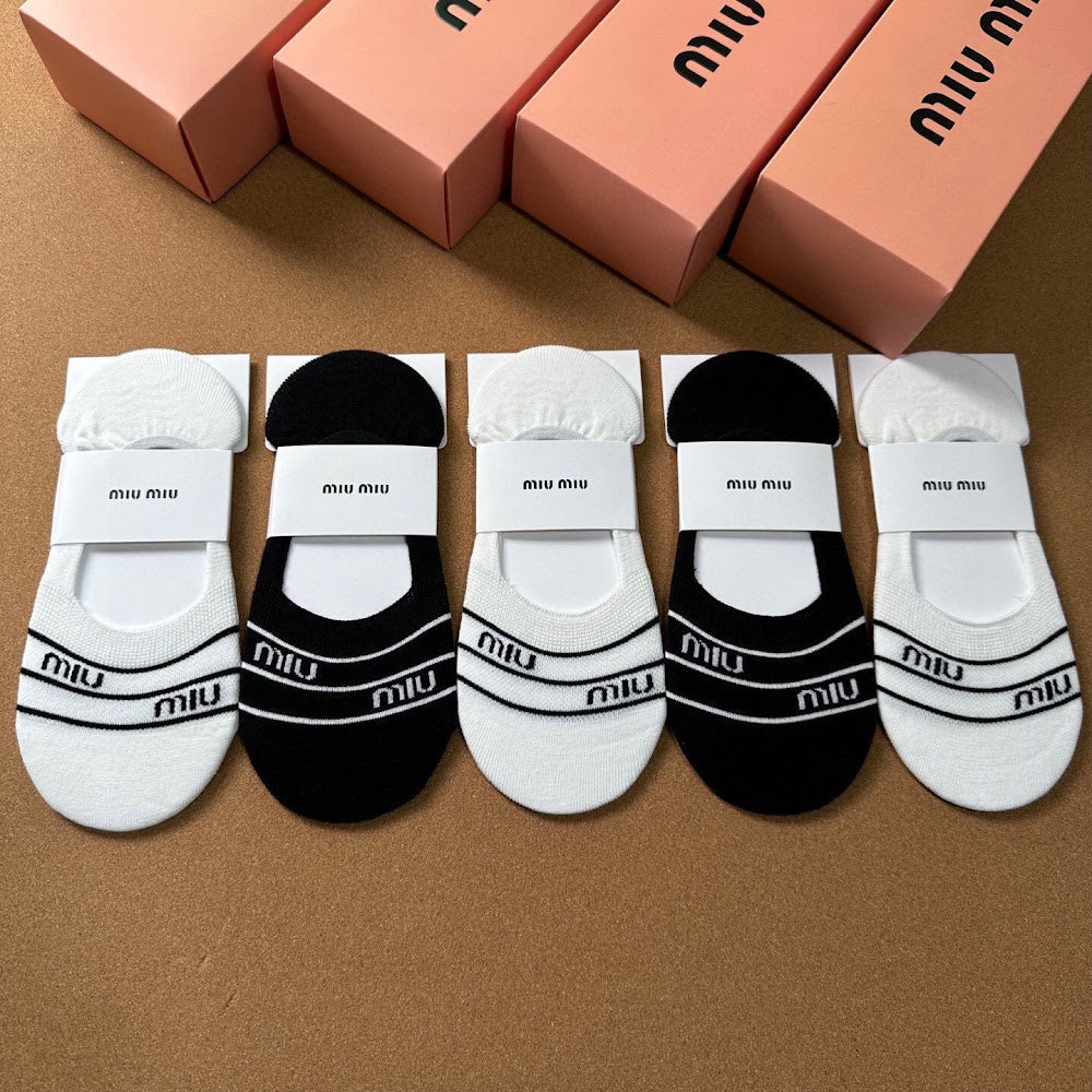 Dragons Bags Premium Luxury Socks --98649