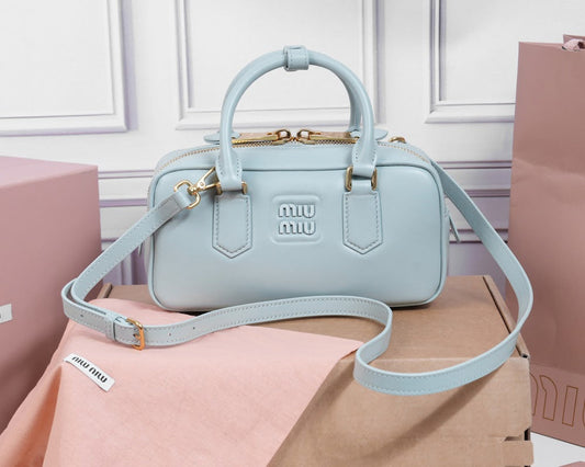 Dragons Bags Miun Miun Luxury Bag --123358