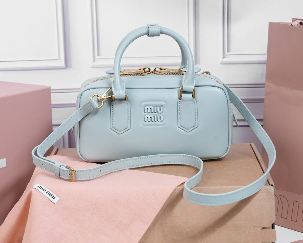 Dragons Bags Miun Miun Luxury Bag --123371