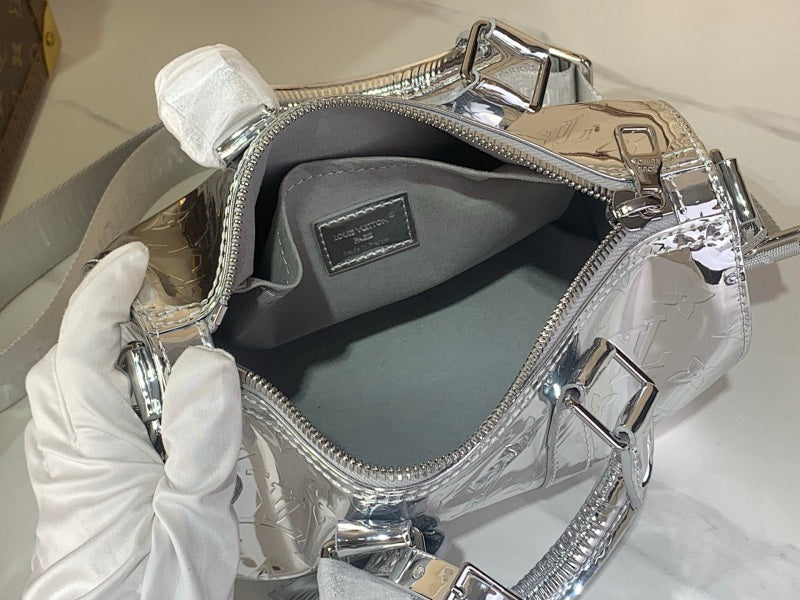 Dragons Bags ln Luxury Bag --62956