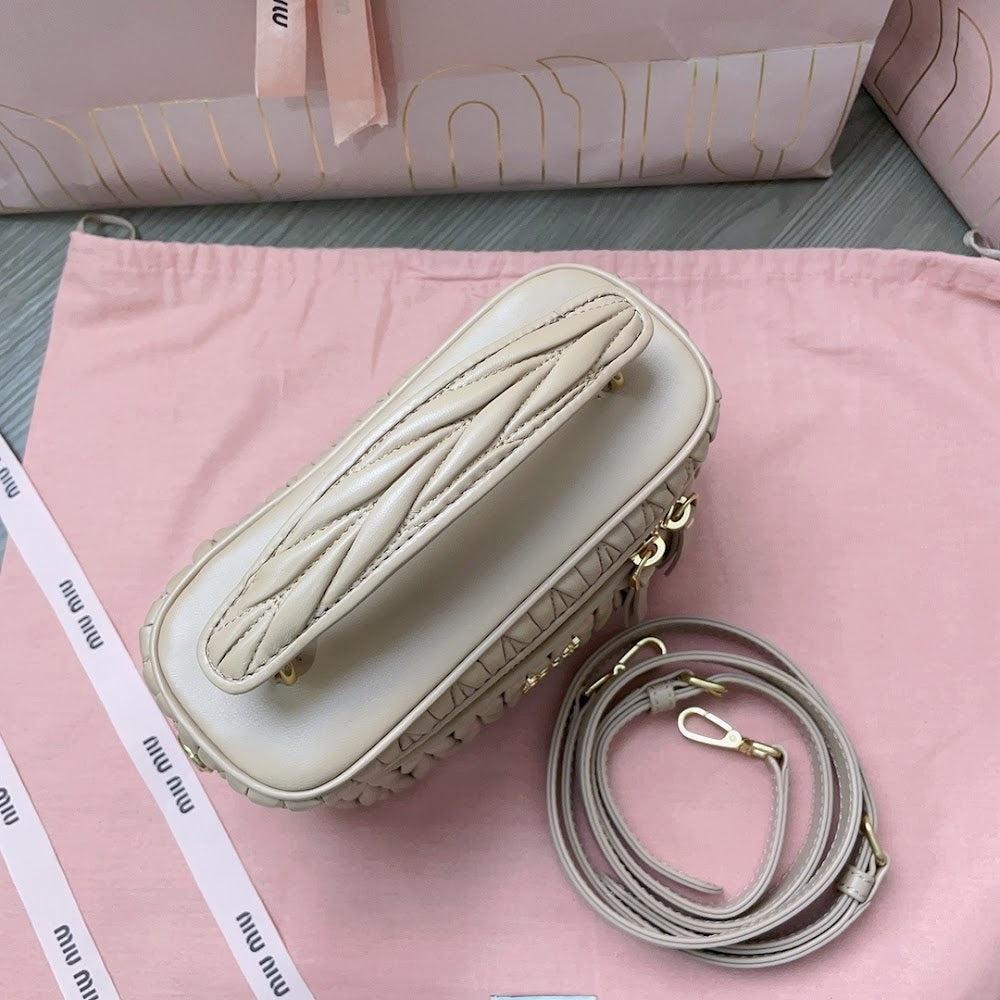 Dragons Bags Miun Miun Luxury Bag --123285
