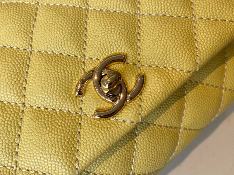 Dragons Bags Detail