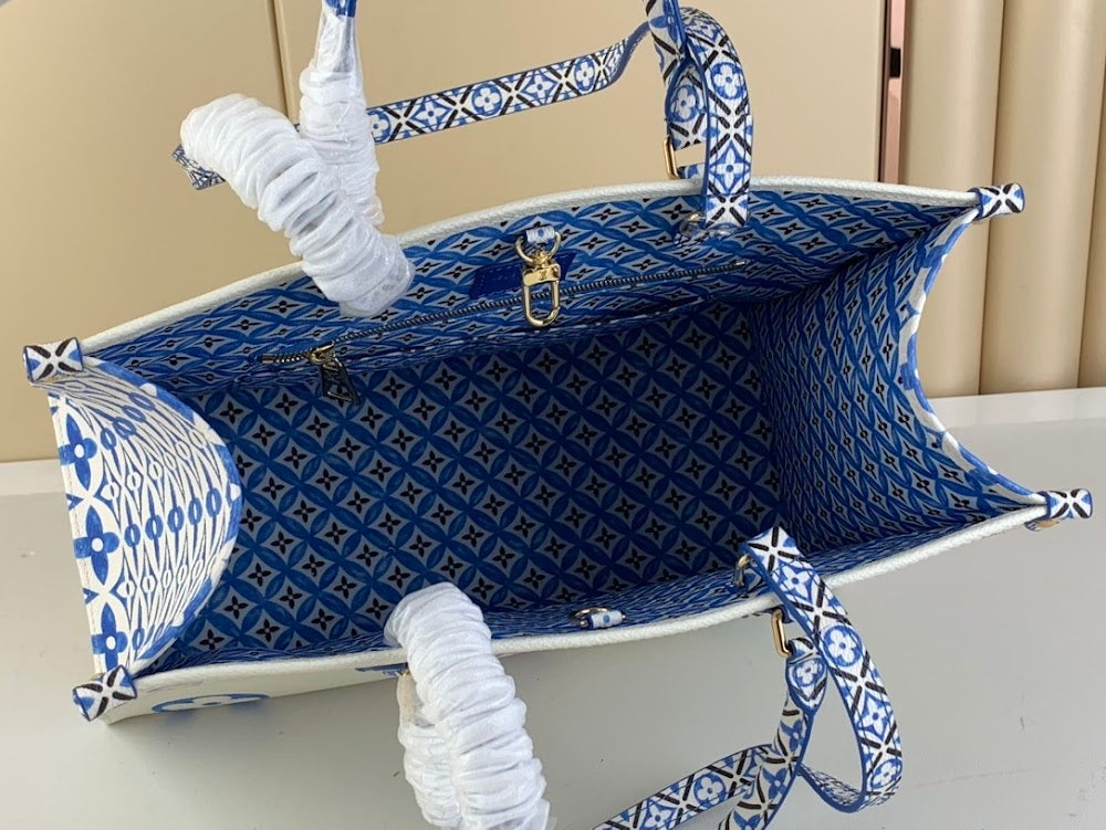 Dragons Bags ln Luxury Bag --61729
