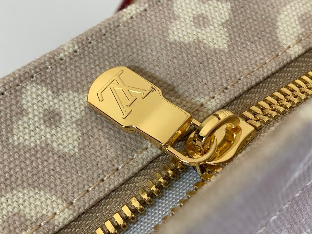 Dragons Bags ln Luxury Bag --62965