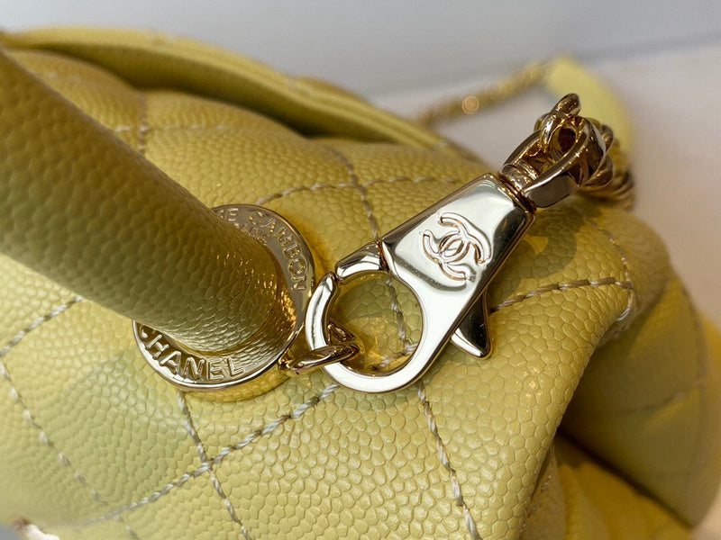 Dragons Bags Detail