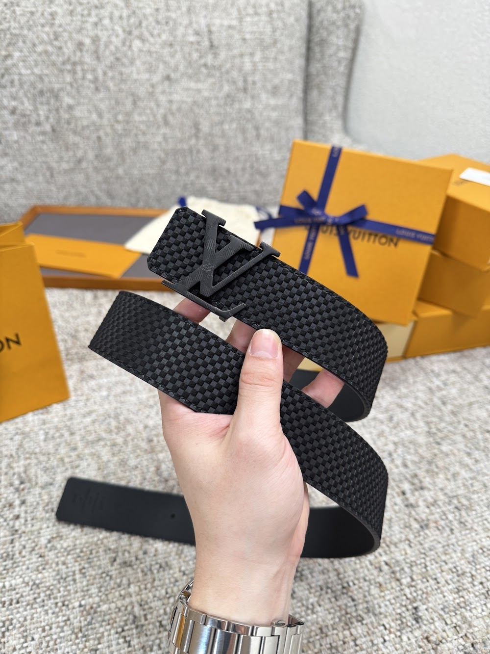Dragons Bags ln Luxury Belt --110314