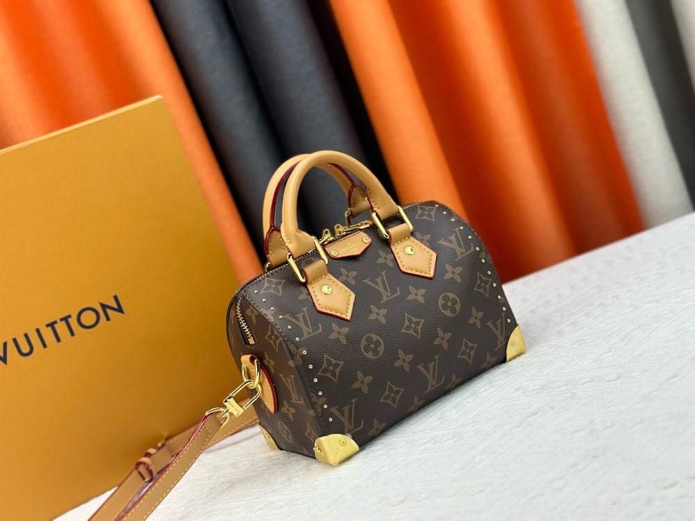 Dragons Bags ln Luxury Bag --81472