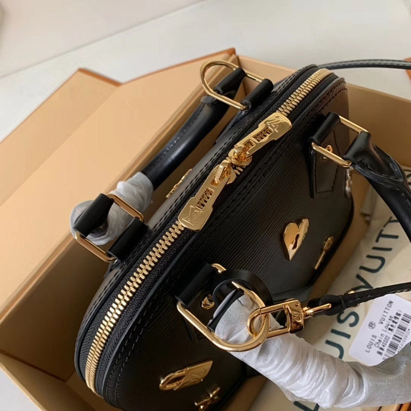 Dragons Bags ln Luxury Bag --60738