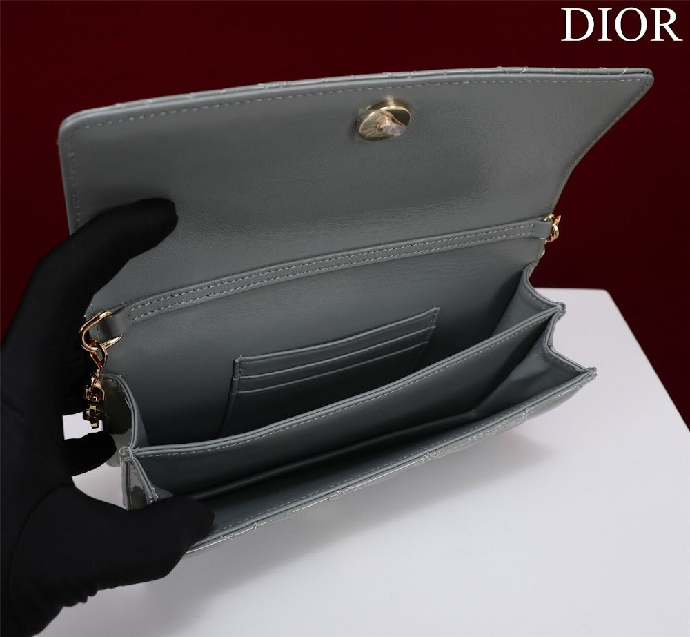 Dragons BagsDiorn Luxury Bag --116389