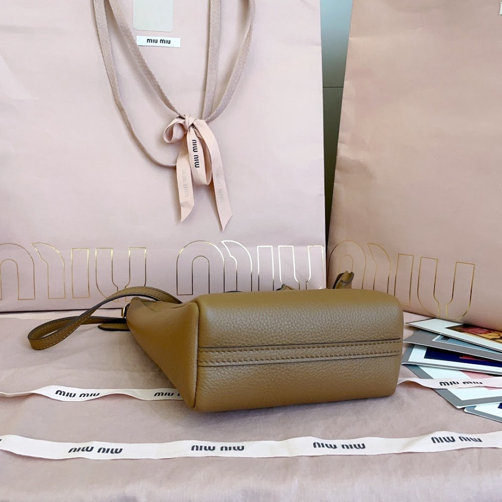 Dragons Bags Miun Miun Luxury Bag --122547
