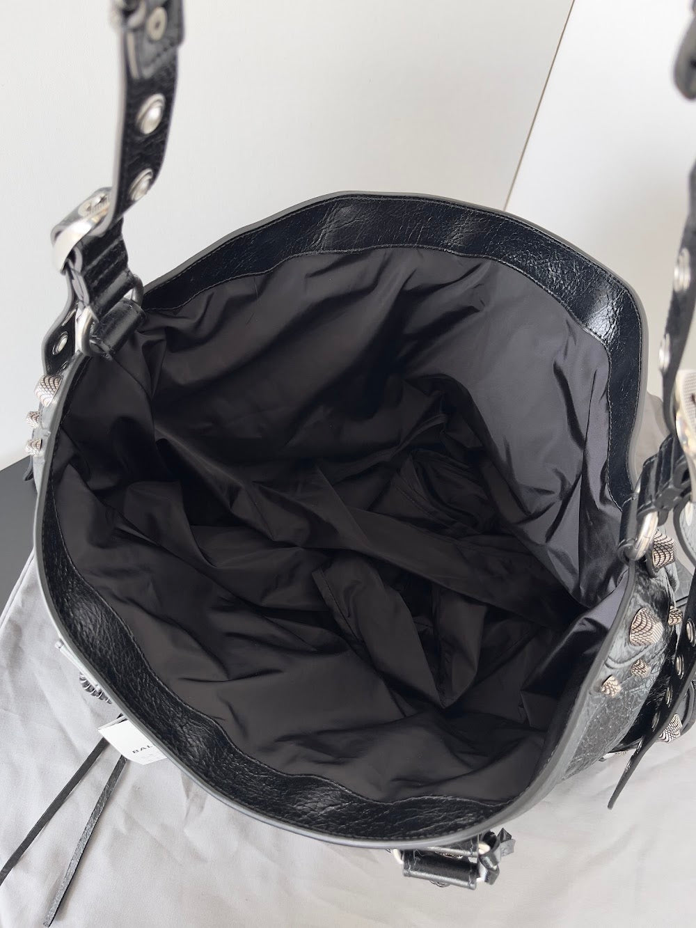 Dragons Bags Balenciaga Luxury Bag --111189