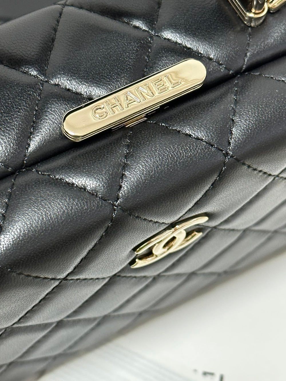 new-luxury-designer-bags-nm9482