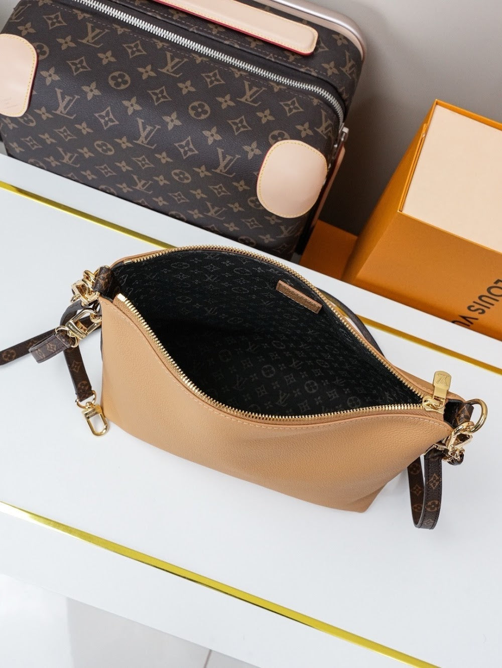 Dragons Bags ln Luxury Bag --81873
