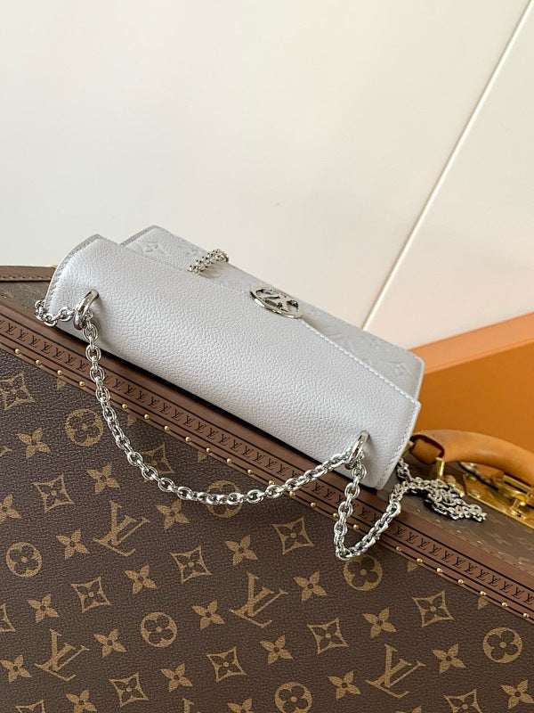 Dragons Bags LVn Luxury Bag --79000