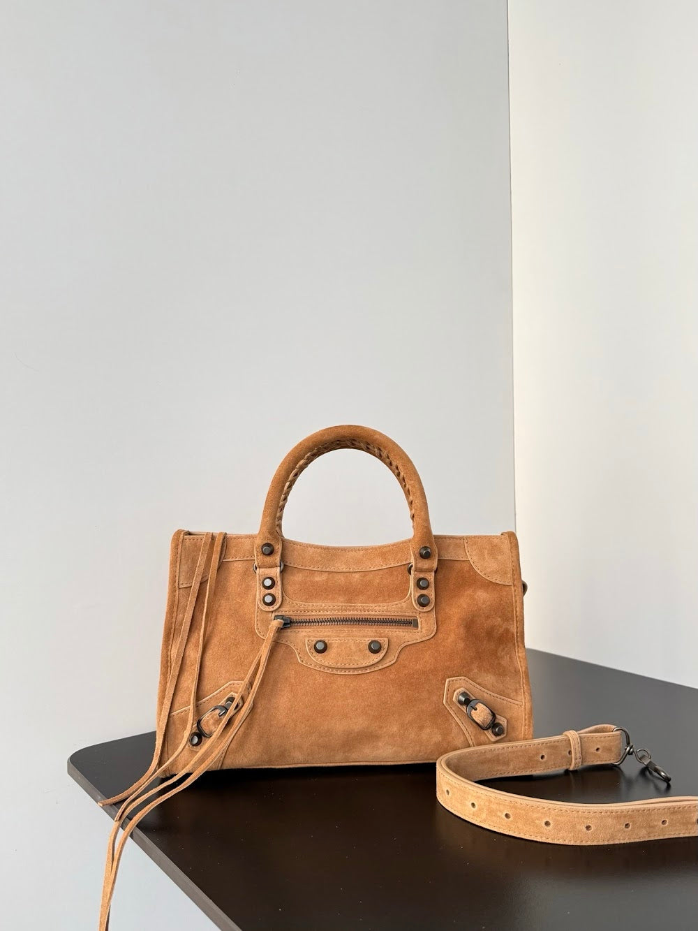 Dragons Bags Balenciaga Luxury Bag --111523