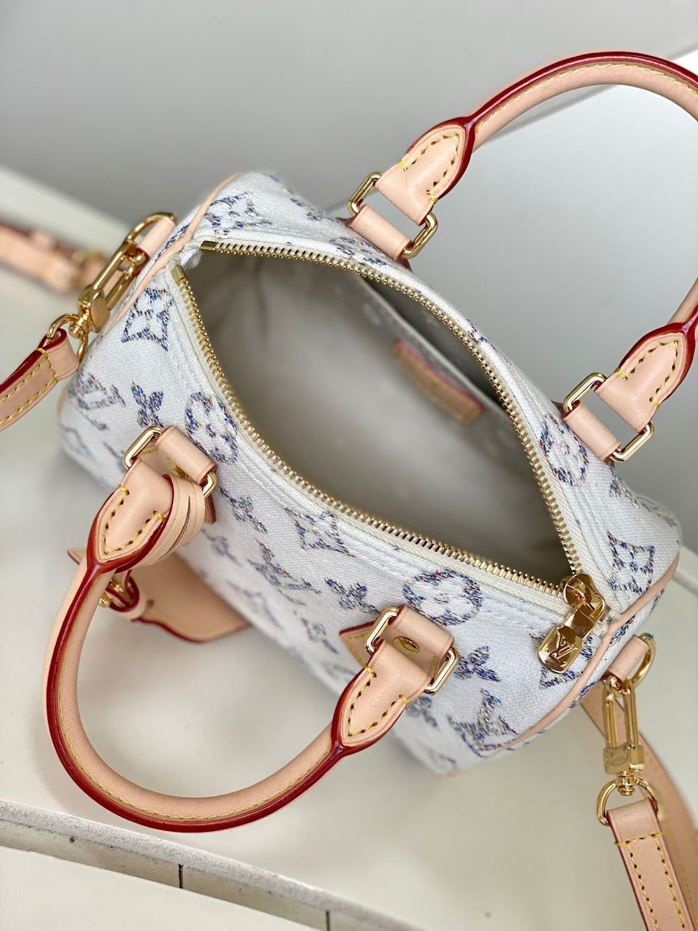 Dragons Bags ln Luxury Bag --81445