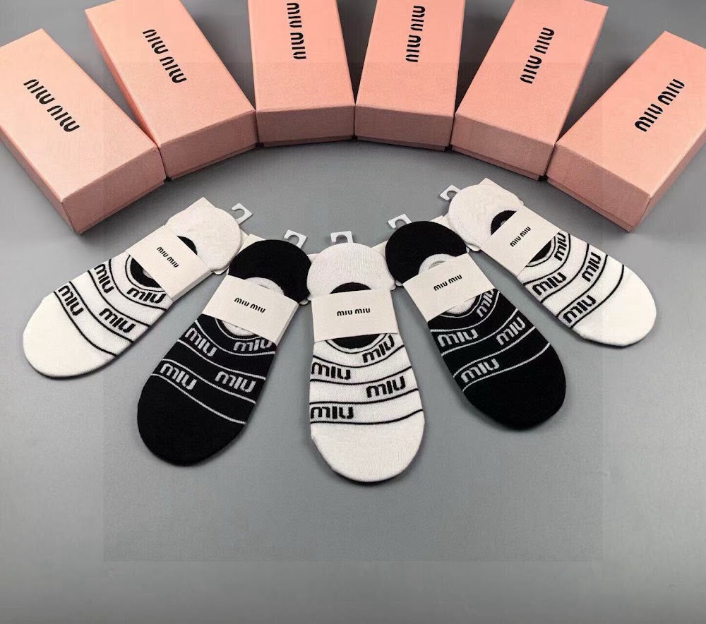 Dragons Bags Premium Luxury Socks --98651