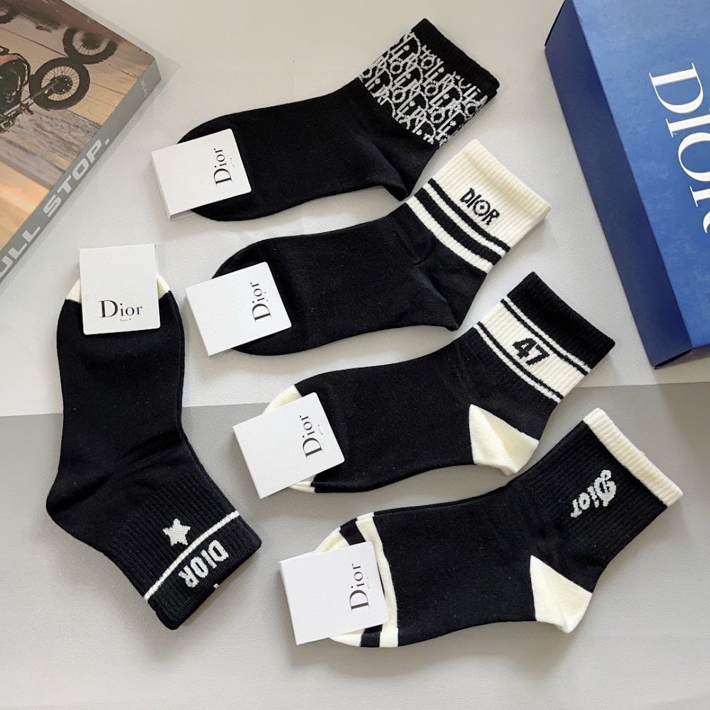 Dragons Bags Premium Luxury Socks --97649