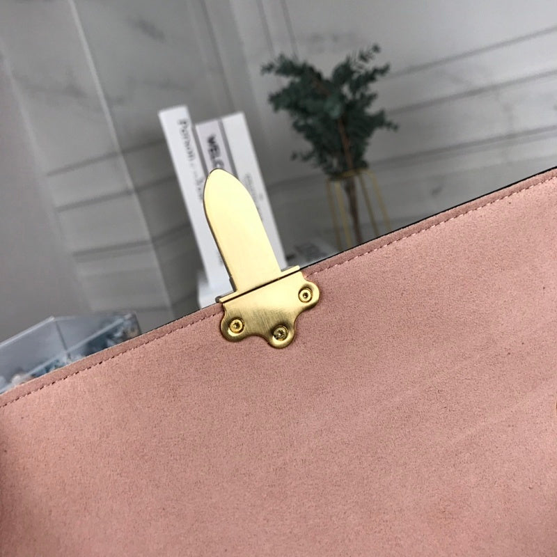 Dragons Bags ln Luxury Bag --66471