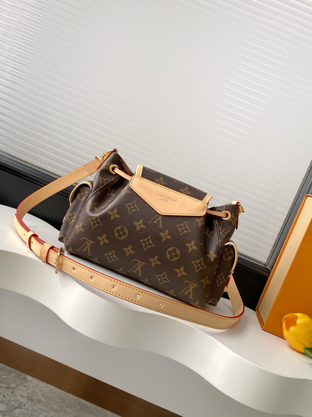 Dragons Bags ln Luxury Bag --81794