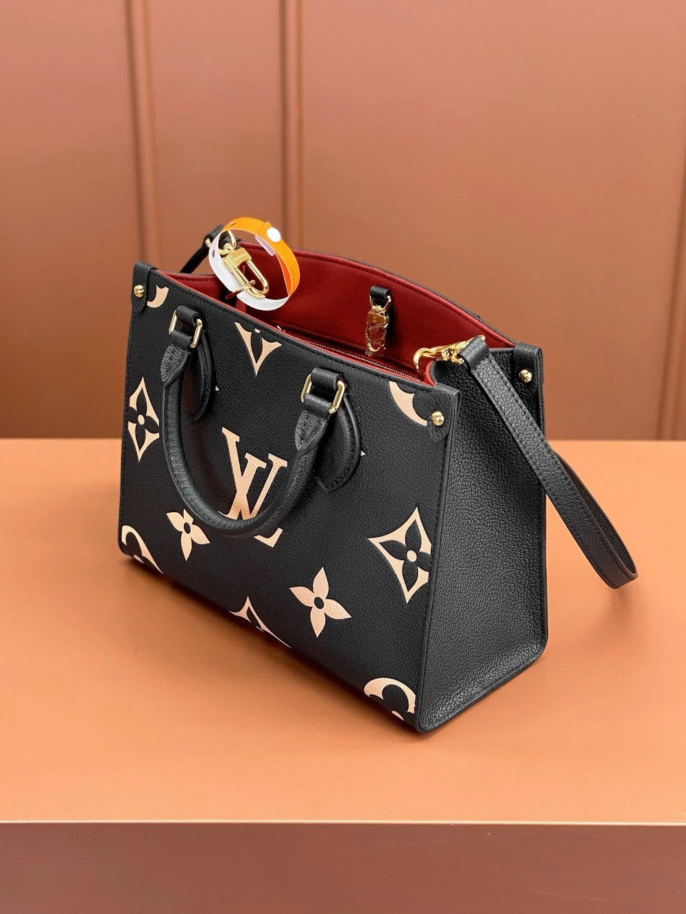 Dragons Bags ln Luxury Bag --81807