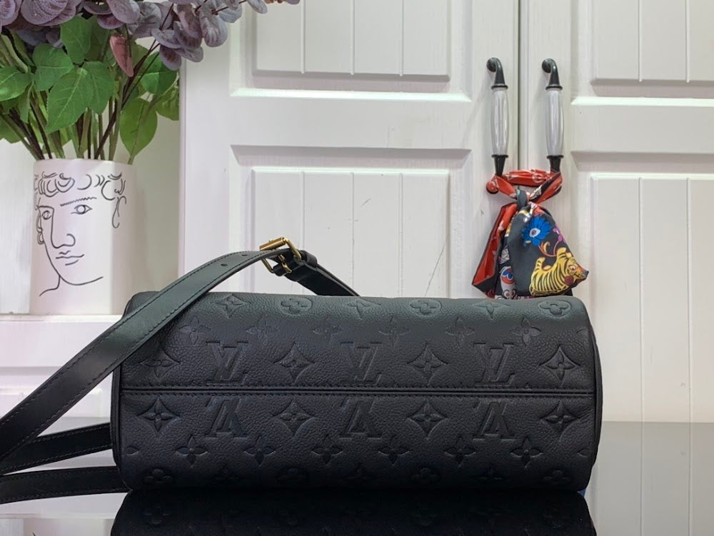 Dragons Bags ln Luxury Bag --96751