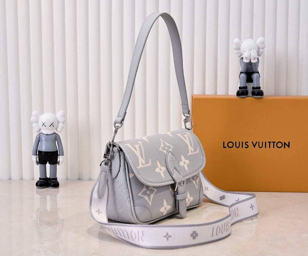 Dragons Bags ln Luxury Bag --76680