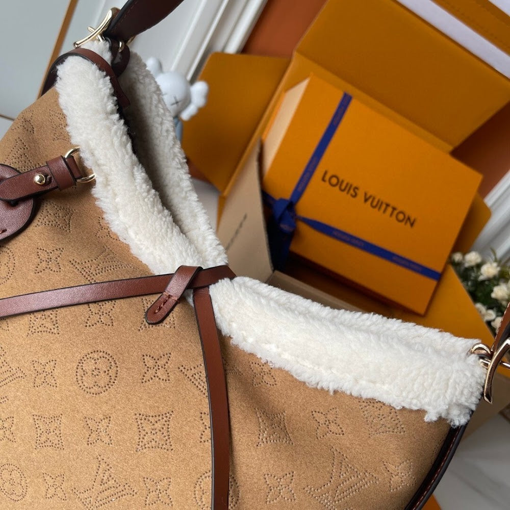Dragons Bags ln Luxury Bag --76514