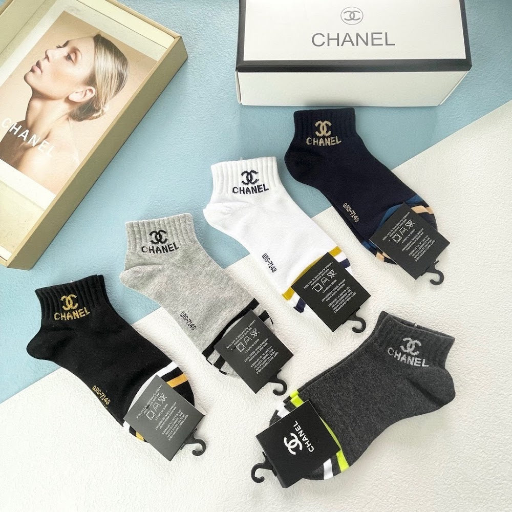 Dragons Bags Premium Luxury Socks --98749